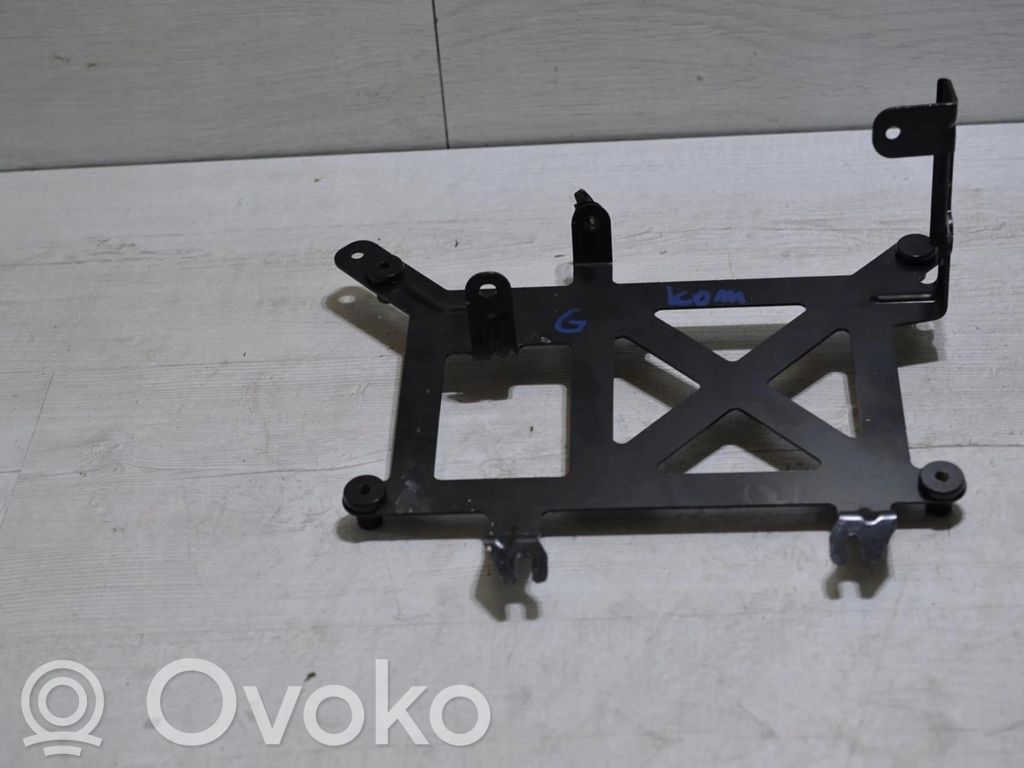 Alfa Romeo Giulia Engine control unit holder 