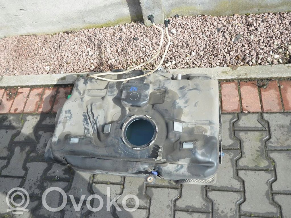 Mercedes-Benz A W176 Fuel tank 