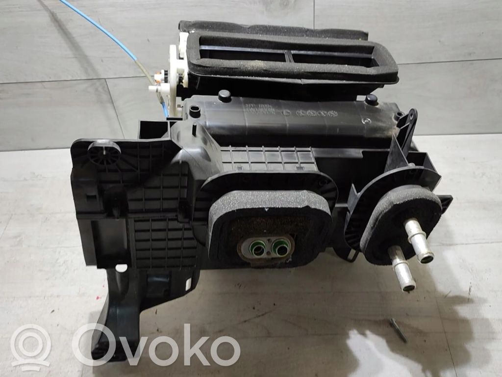 Interior heater climate box assembly   DB7RA814JMX