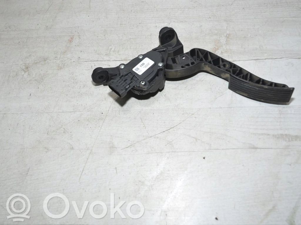 Hyundai i20 (GB IB) Akseleratora pedālis 