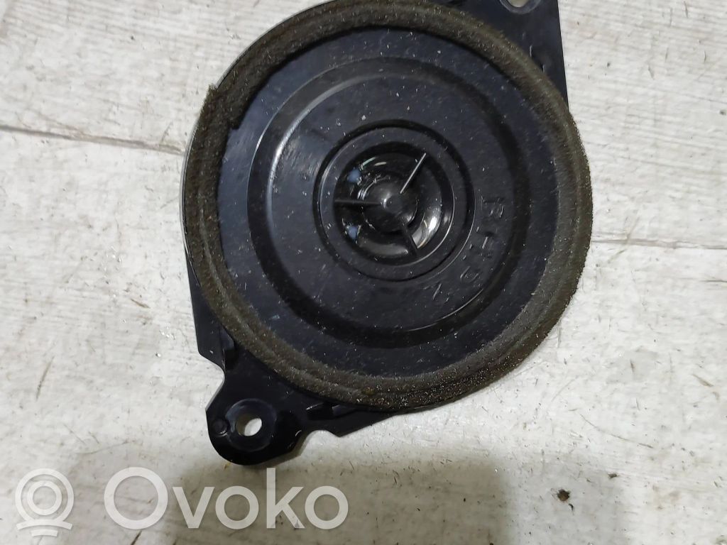 Mazda 3 III Front door speaker 