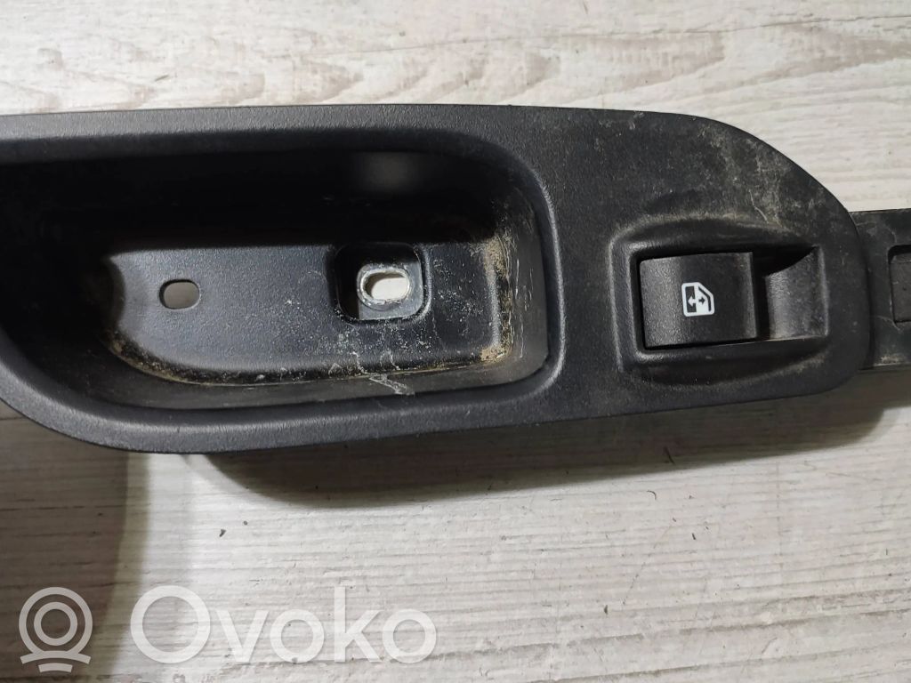 Fiat Tipo Electric window control switch 