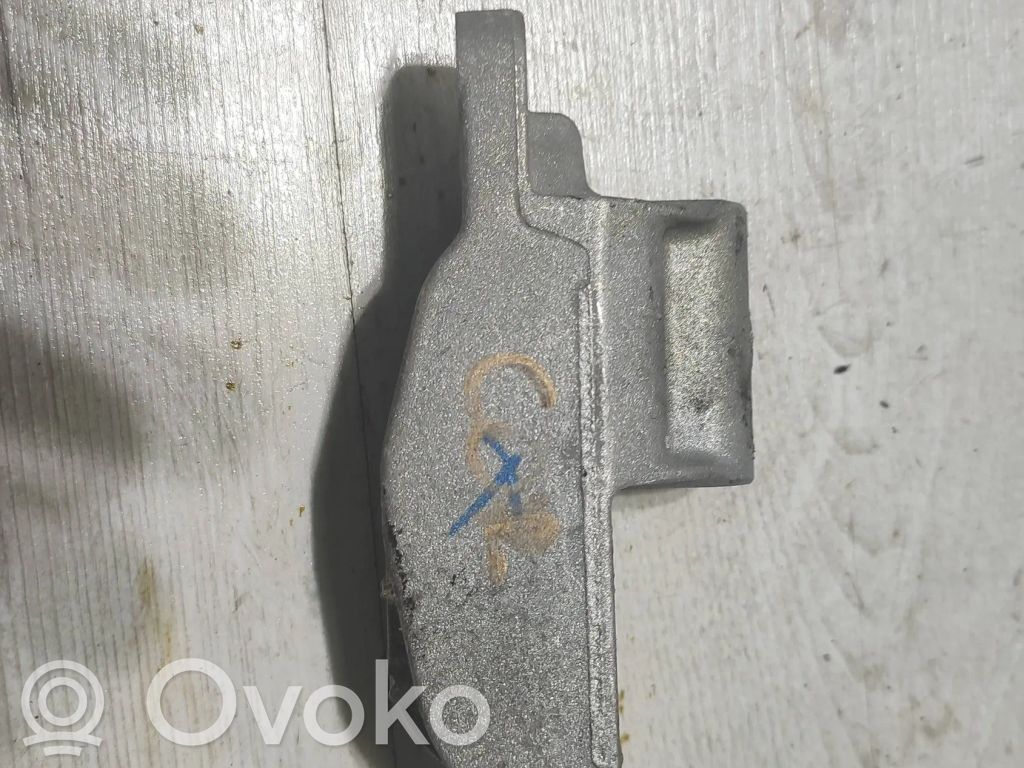 Opel Corsa F Generator/alternator bracket 
