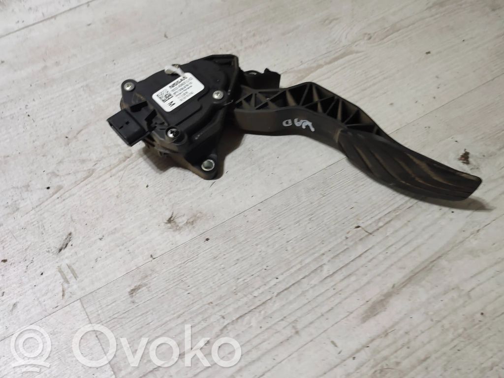 Renault Kadjar Accelerator throttle pedal 