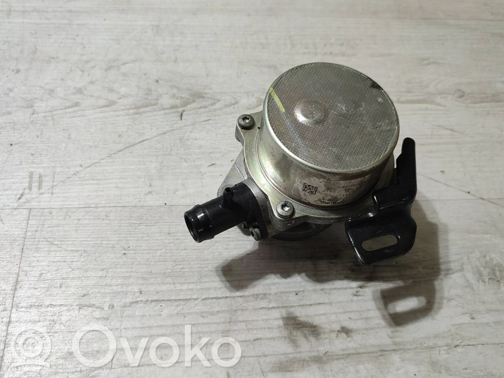 Nissan Qashqai Vacuum pump 