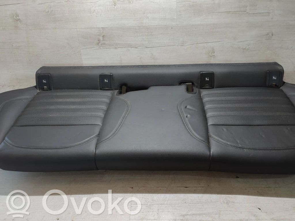 Alfa Romeo Stelvio Otrā sēdekļu rinda 