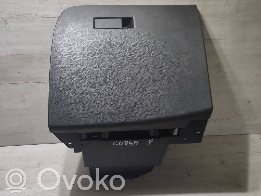 Opel Corsa F Daiktadėžė 