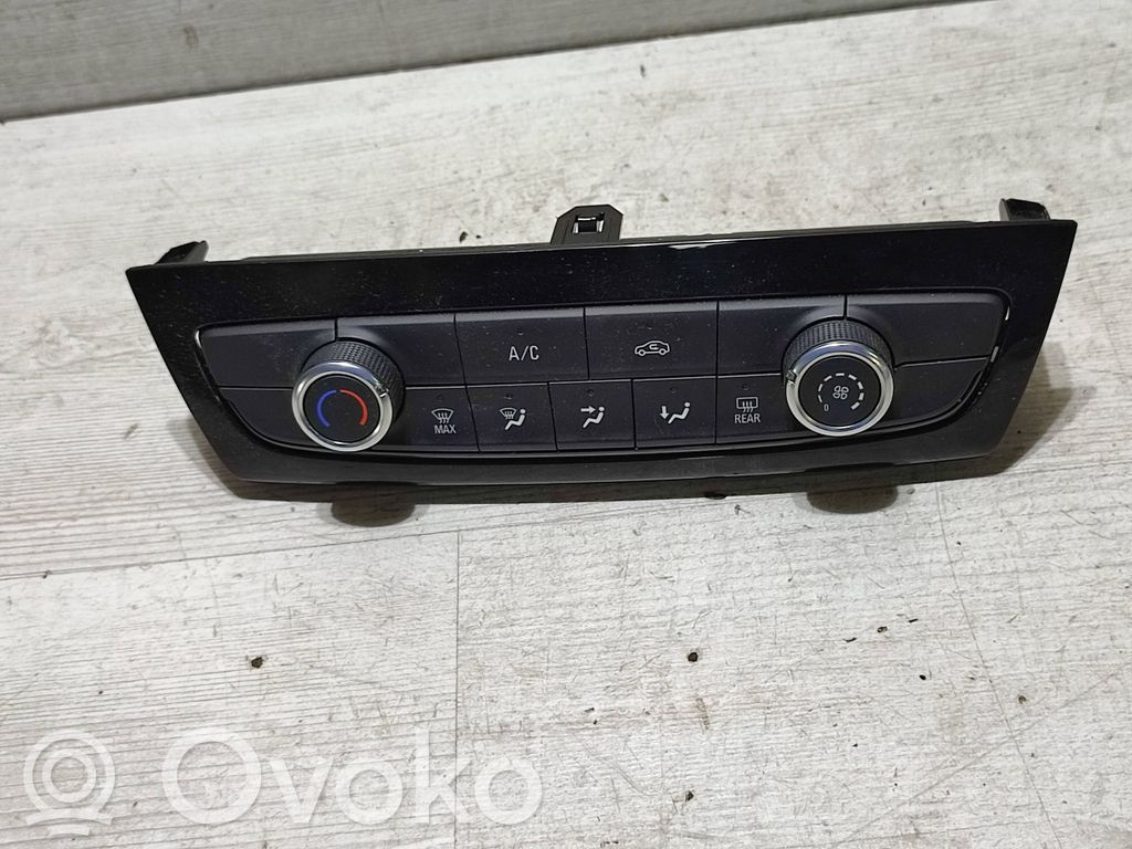 Opel Corsa F Climate control unit 