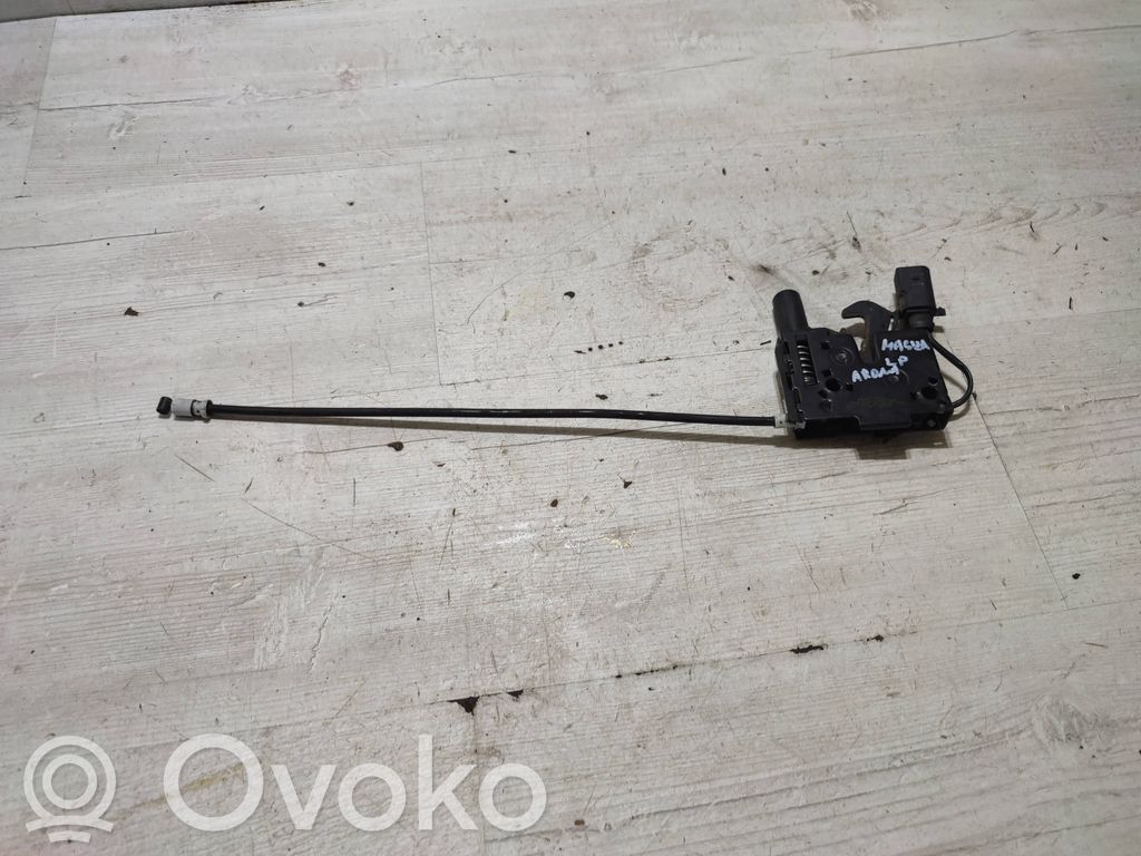 Seat Arona Engine bonnet/hood lock/catch 