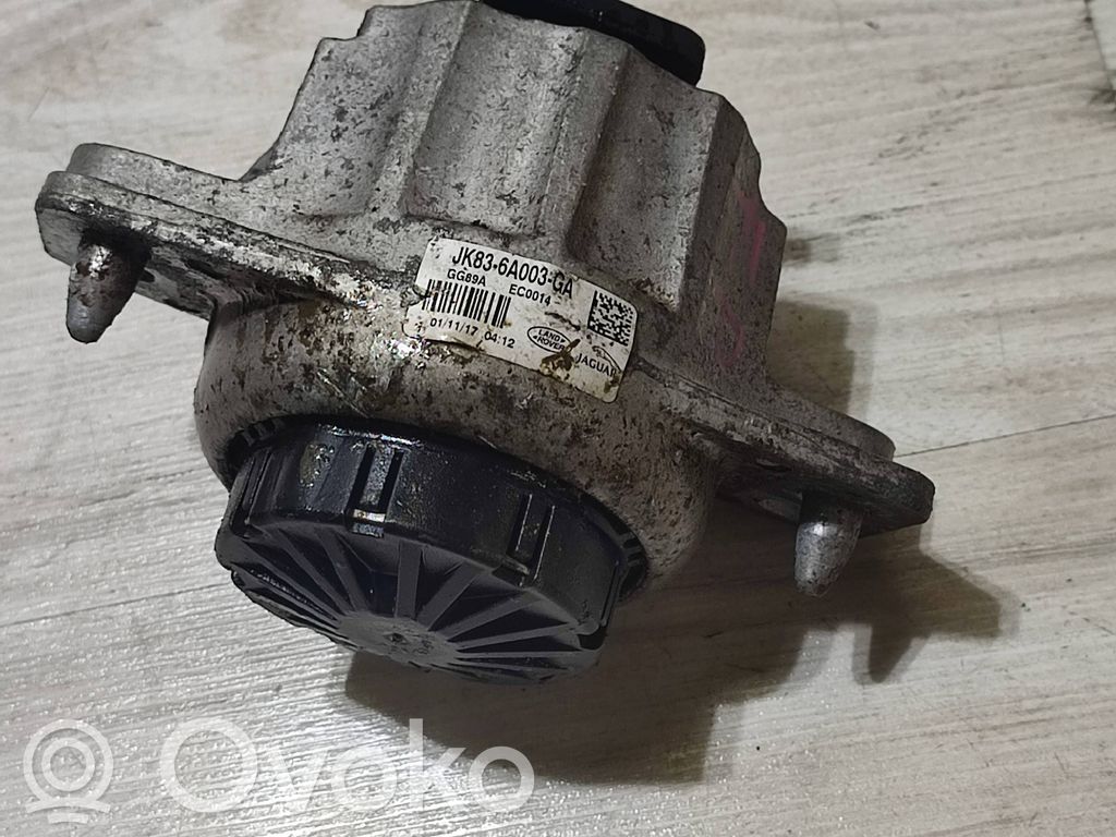 Jaguar F-Pace Engine mount bracket 