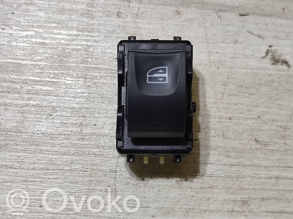 Dacia Jogger Electric window control switch 