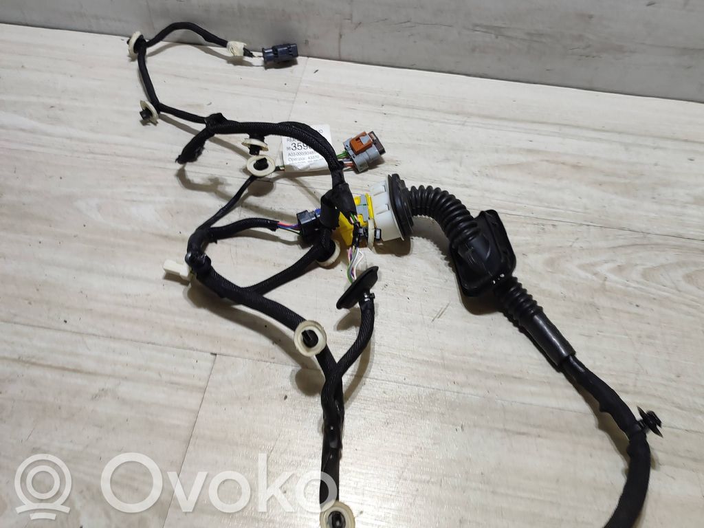 Opel Corsa F Wiązka przewodów drzwi tylnych 