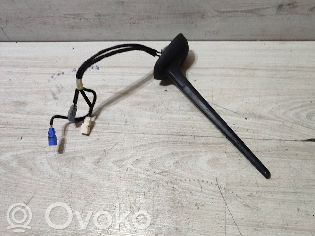 Fiat 500X Antena radiowa 