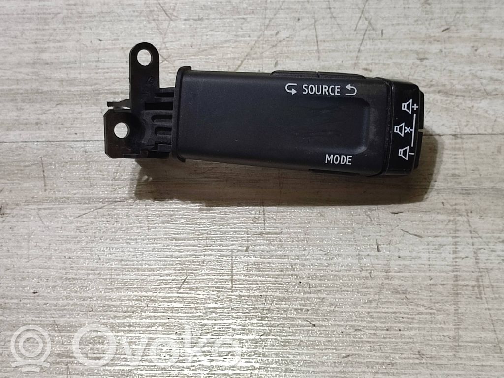 Renault Kangoo III Sound control switch 