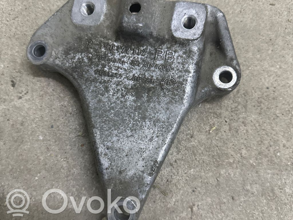 Volkswagen Touran I Gearbox mounting bracket 