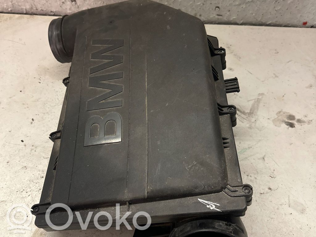 BMW X5 F15 Oro filtro dėžė 