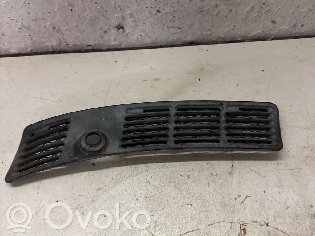 BMW 3 E30 Valytuvų apdaila (-os) 