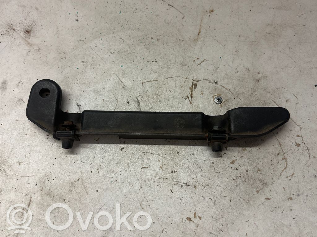 BMW 3 E30 Radiator mount bracket 