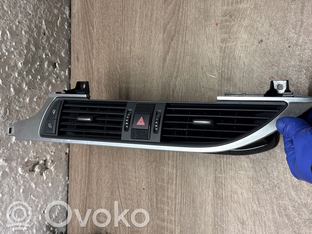 Audi A6 C7 Przycisk świateł awaryjnych 