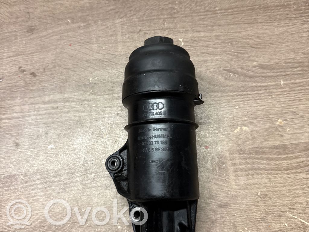 Audi A4 S4 B8 8K Mocowanie / uchwyt filtra oleju 