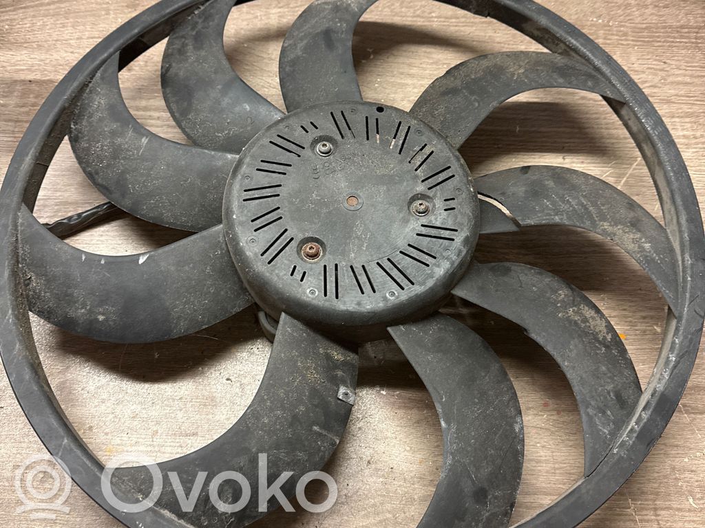 BMW 3 F30 F35 F31 Elektrinis radiatorių ventiliatorius 