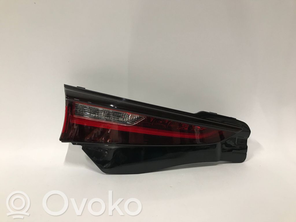 Mazda CX-30 Takaluukun takavalot 