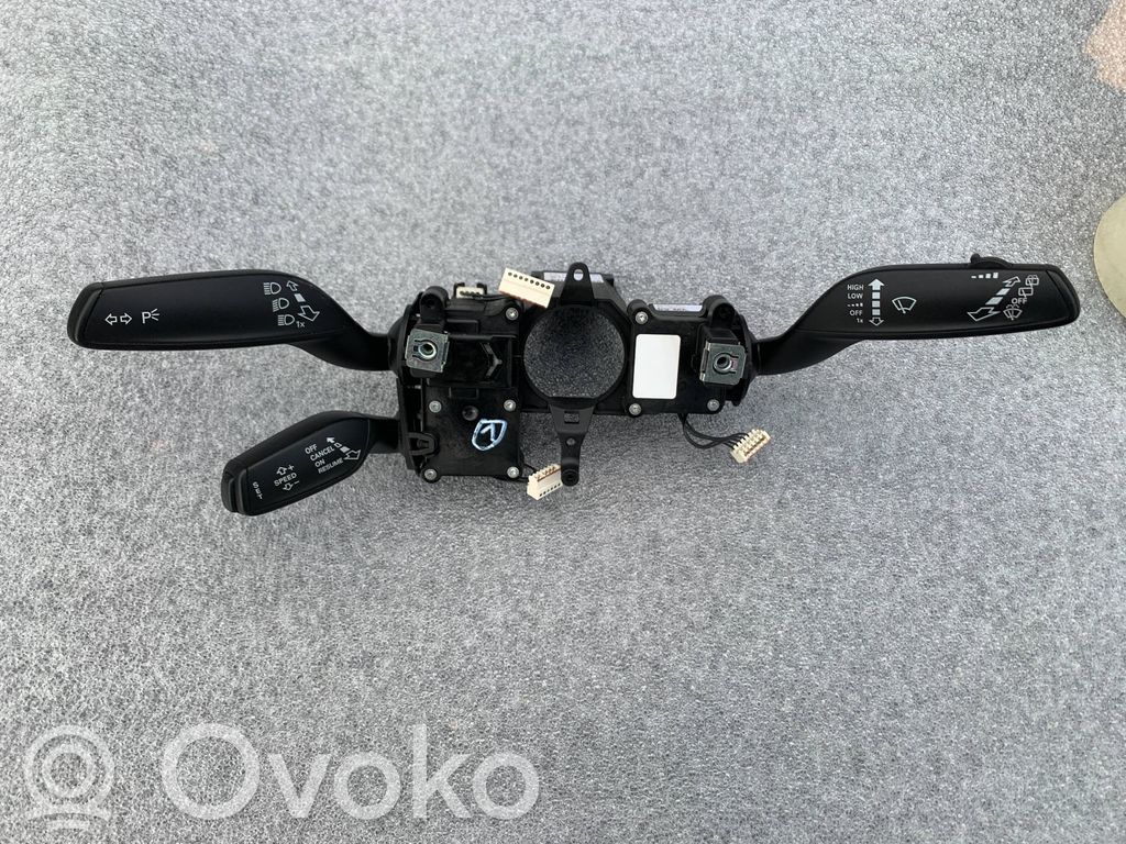 Audi Q3 8U Wiper turn signal indicator stalk/switch 