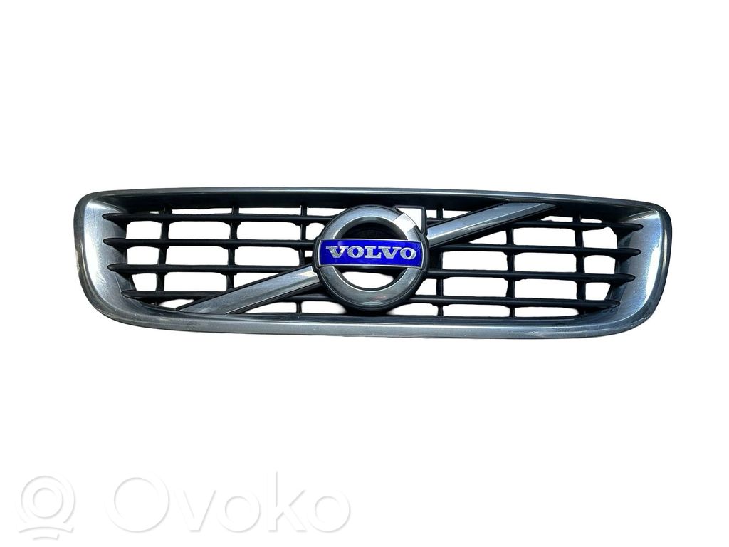 Volvo V50 Etupuskurin ylempi jäähdytinsäleikkö 
