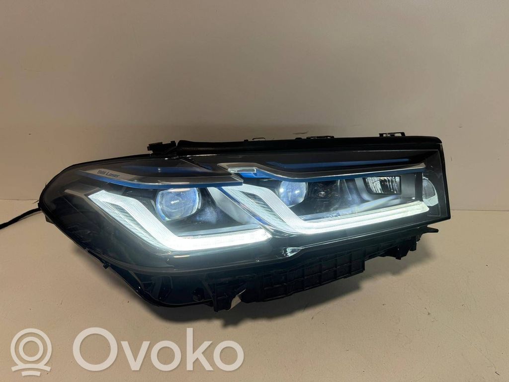 BMW 5 G30 G31 G38 Lampa przednia 
