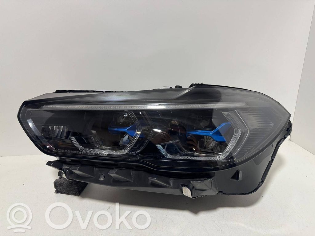 BMW X5 G05 Lampa przednia 