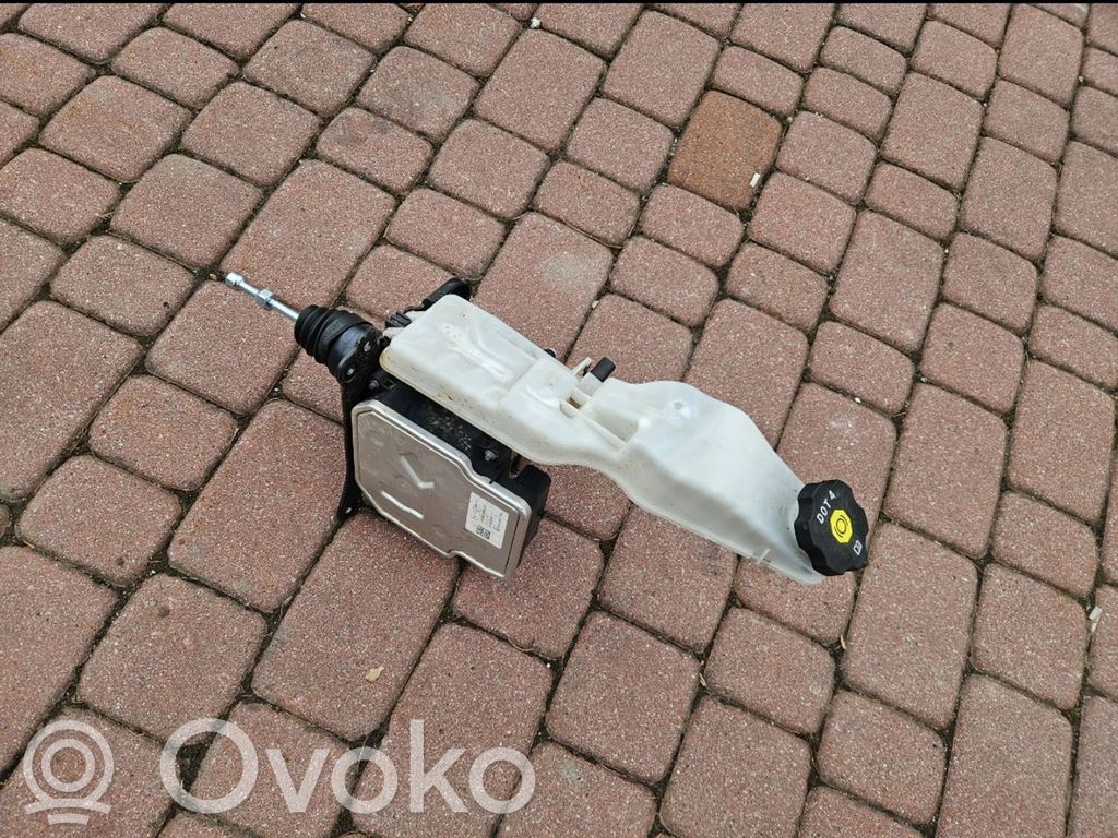 Opel Astra K Brake booster 