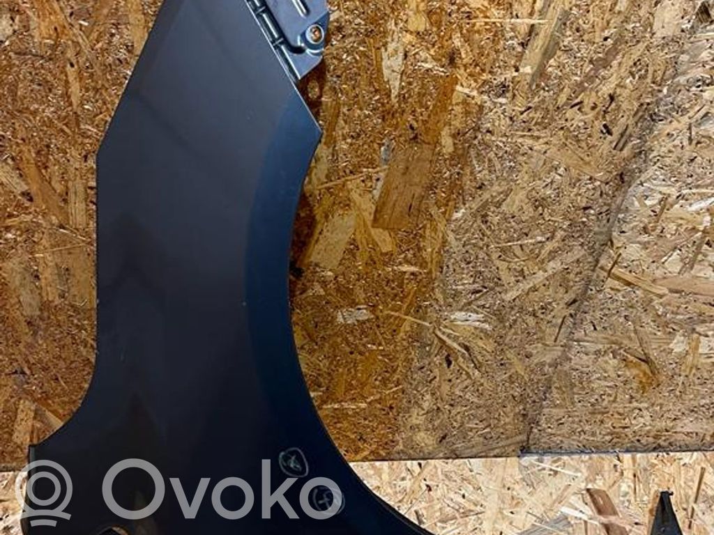 Opel Meriva B Sparnas 