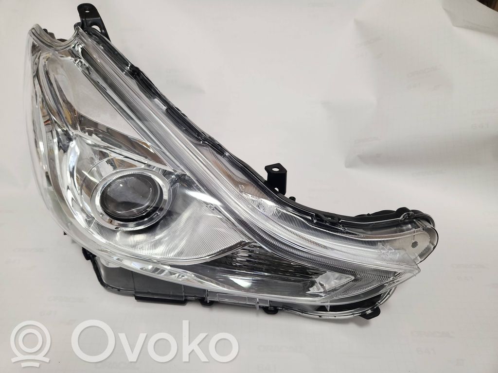 Toyota Prius+ (ZVW40) Phare frontale 