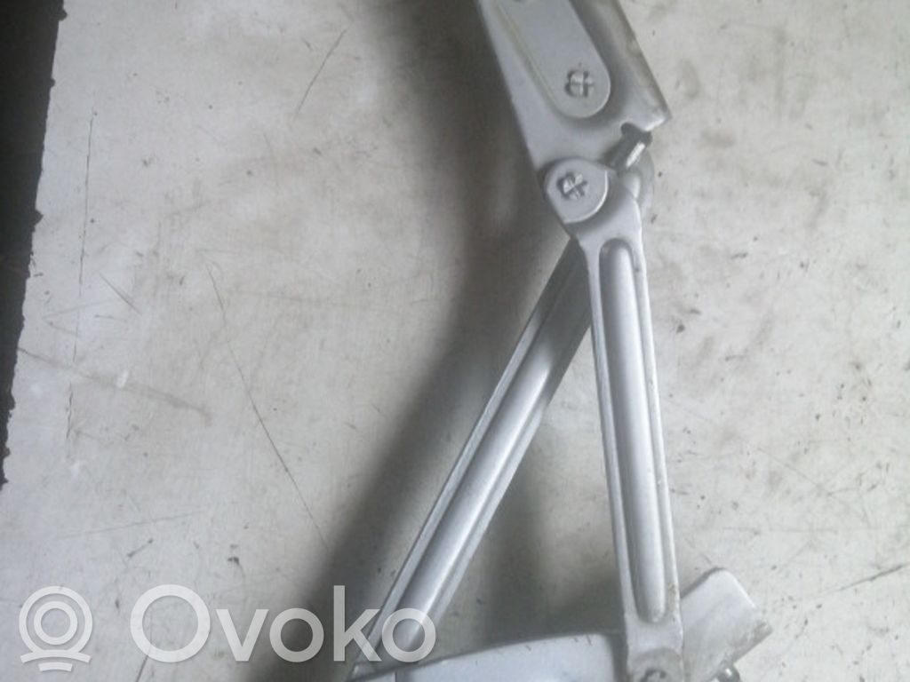 Tailgate/trunk/boot hinge   DES71