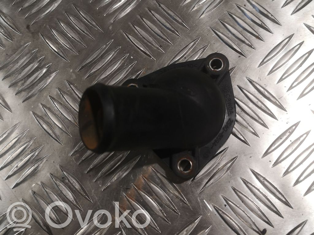Ford Focus Termostaatin kotelo 
