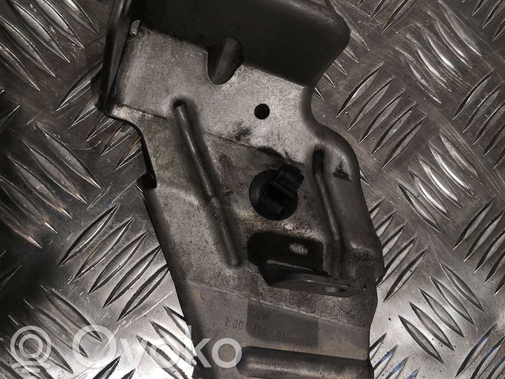 BMW 5 E60 E61 Sonstiges Einzelteil Motorraum 