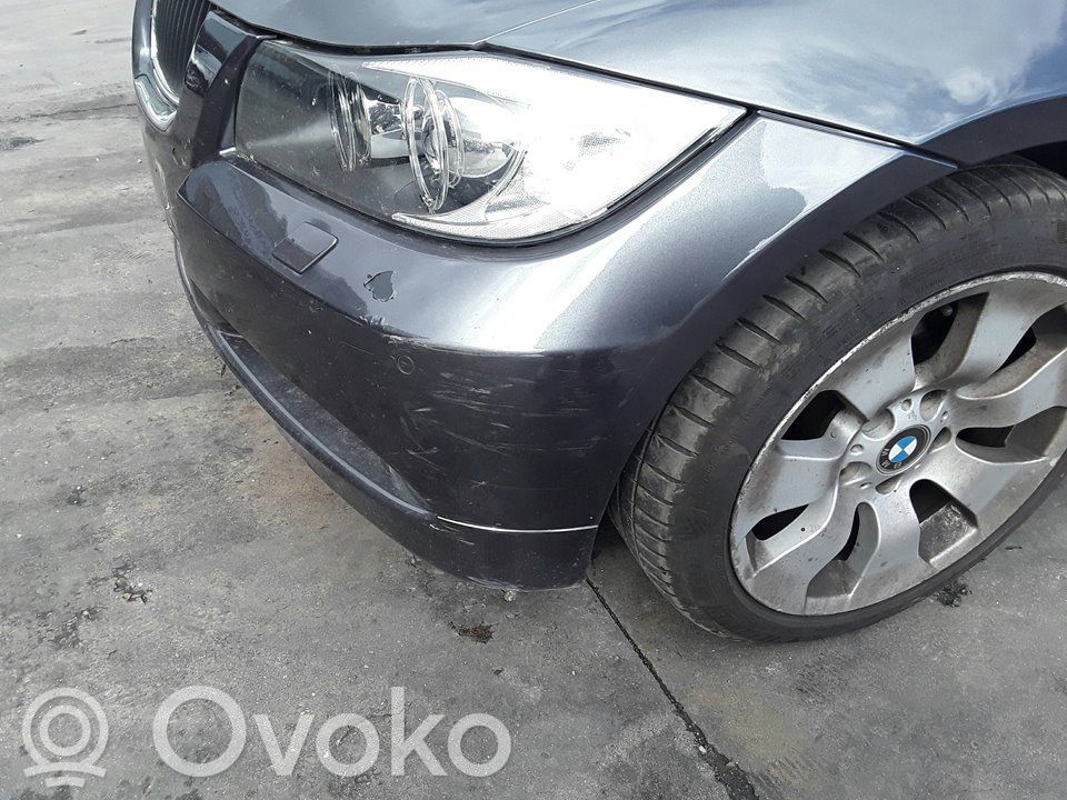 BMW 3 E90 E91 Priekinis bamperis 