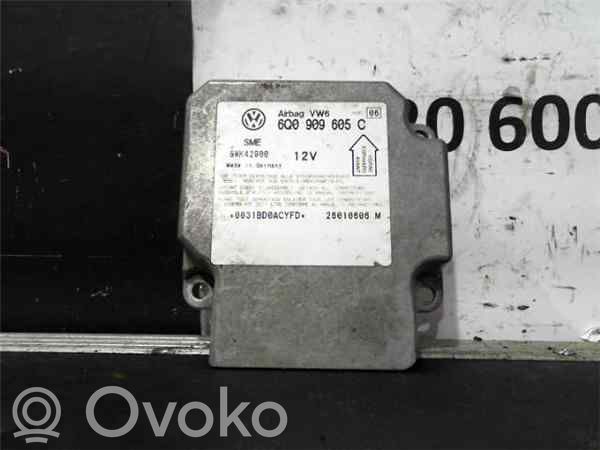 Volkswagen PASSAT B5.5 Sterownik / Moduł Airbag 