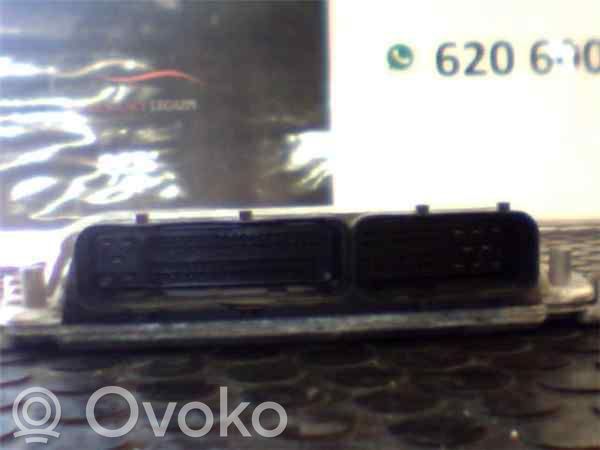 Engine control unit/module   8200199726,14704