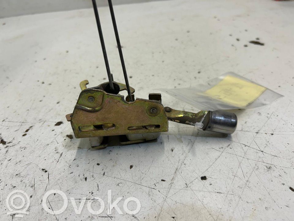 Renault Thalia II Front door lock (next to the handle) 