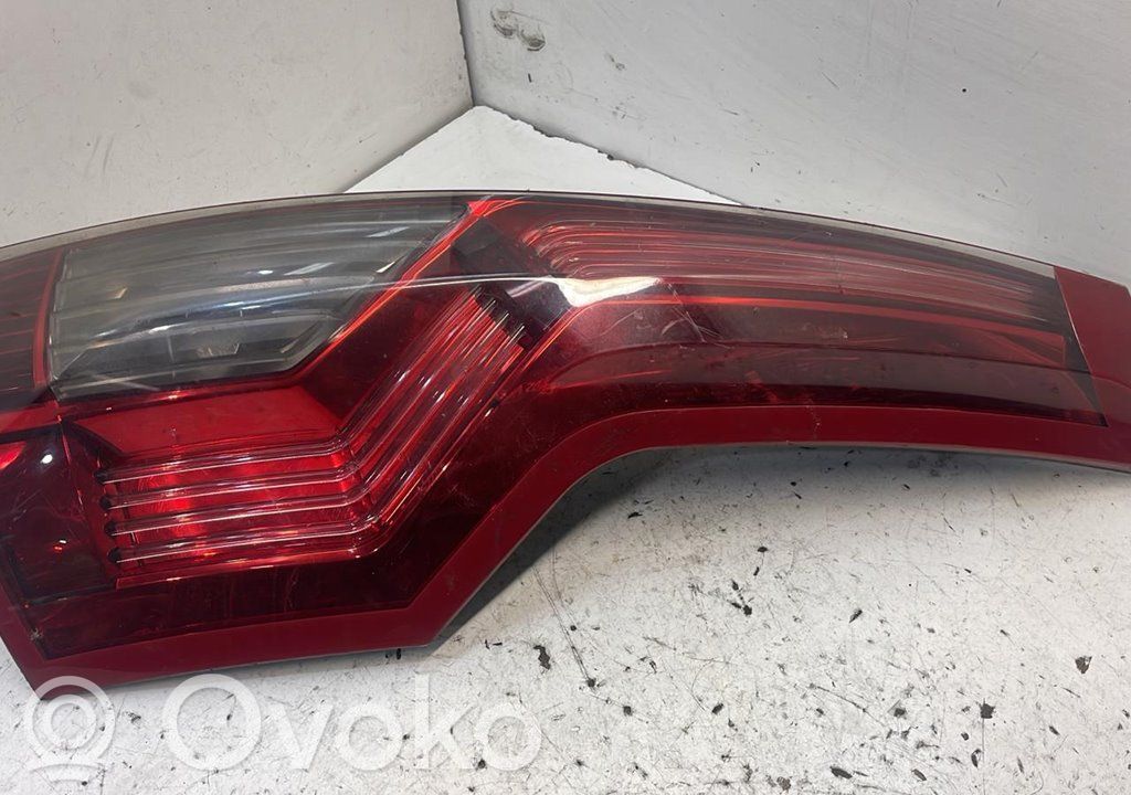 Citroen C4 I Picasso Lampă spate în caroserie 