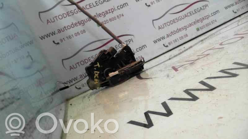 Rear door lock   125342,M47204D1
