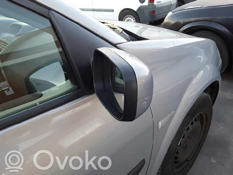 Renault Megane II Šoninė kėbulo dalis 