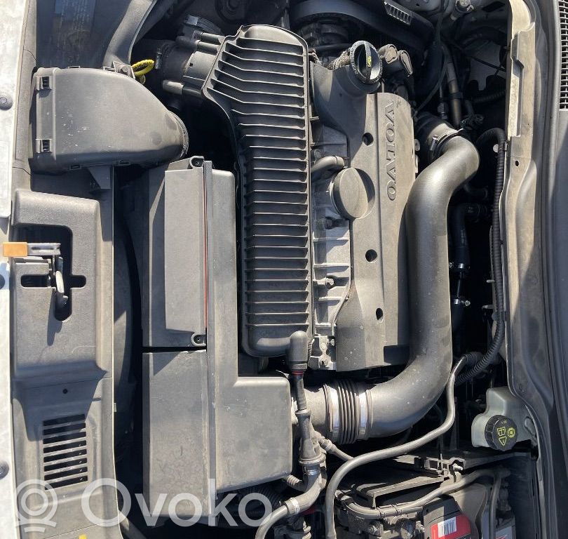 Volvo C70 Priekšējā pusass 