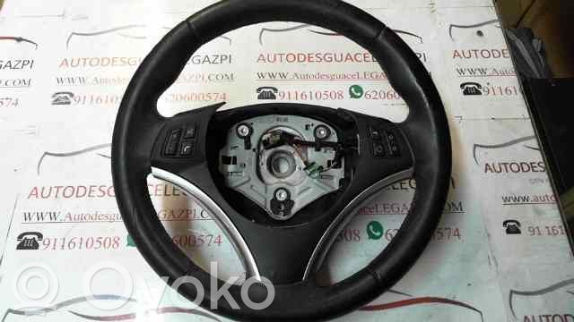 Lenkrad   341814,679557401