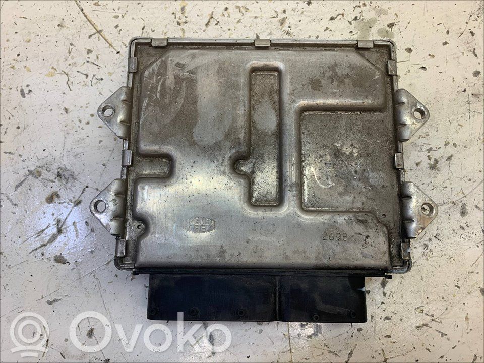 Engine control unit/module   51868980,588191