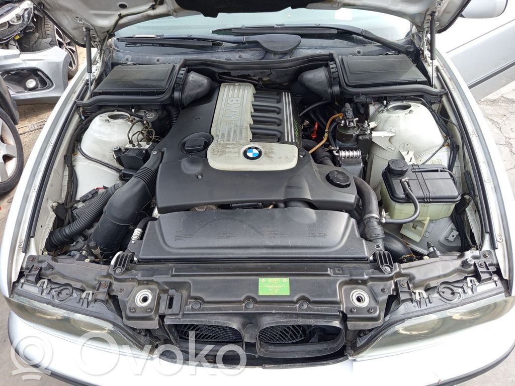 BMW 5 E39 Altra parte del motore 