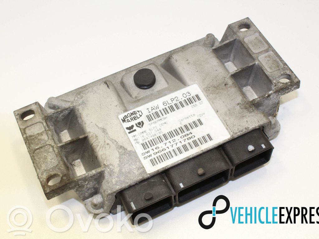 Peugeot 308 Engine control unit/module 