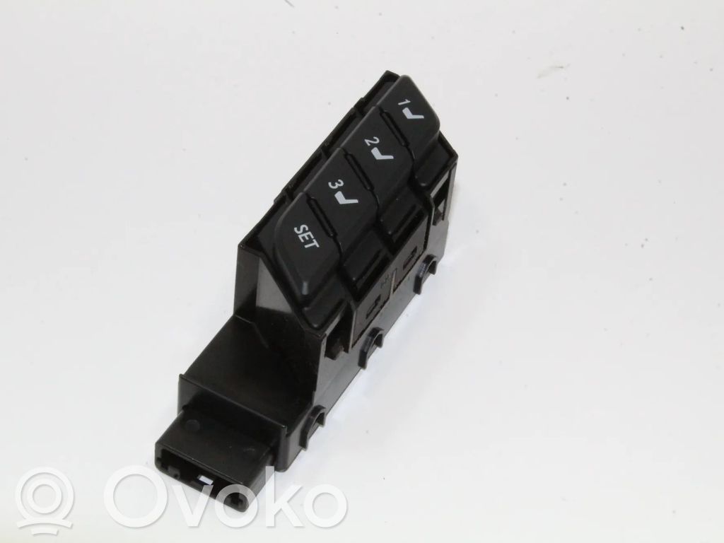 Interruptor de control del asiento   15D395R