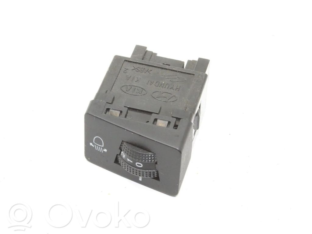 Hyundai ix35 Headlight level height control switch 